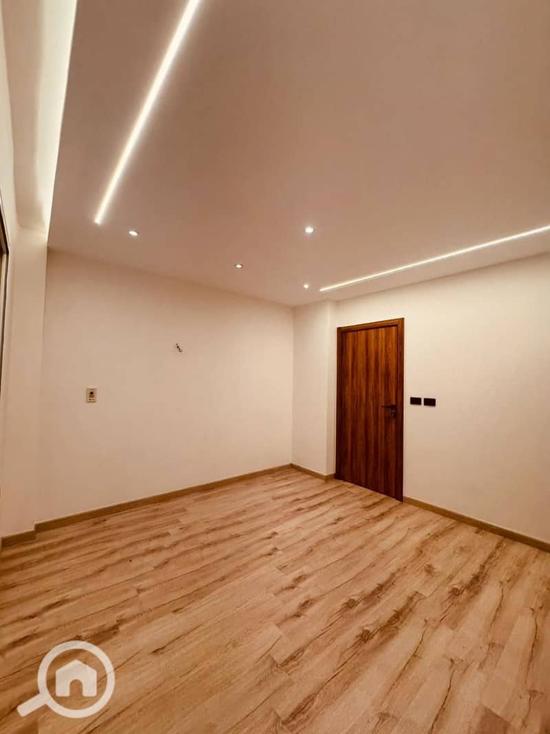 4 WhatsApp Image 2025-11-26 at 12.08. 23 AM (1). jpeg