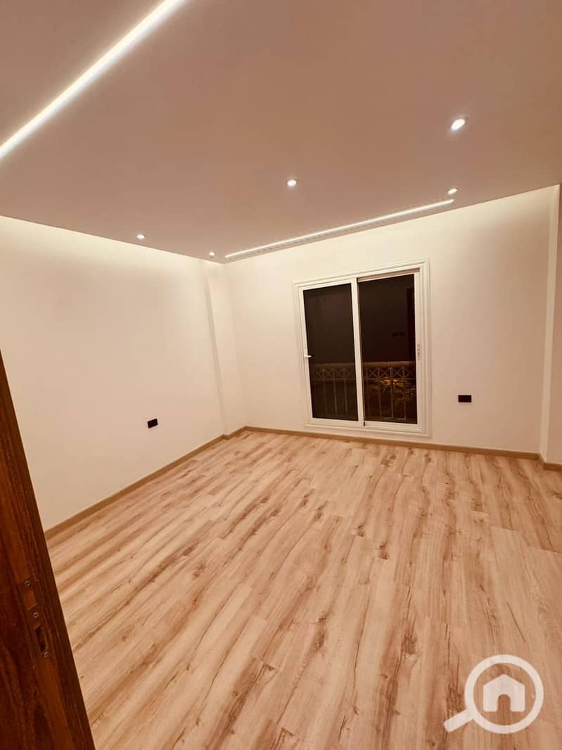 5 WhatsApp Image 2025-11-26 at 12.08. 23 AM. jpeg