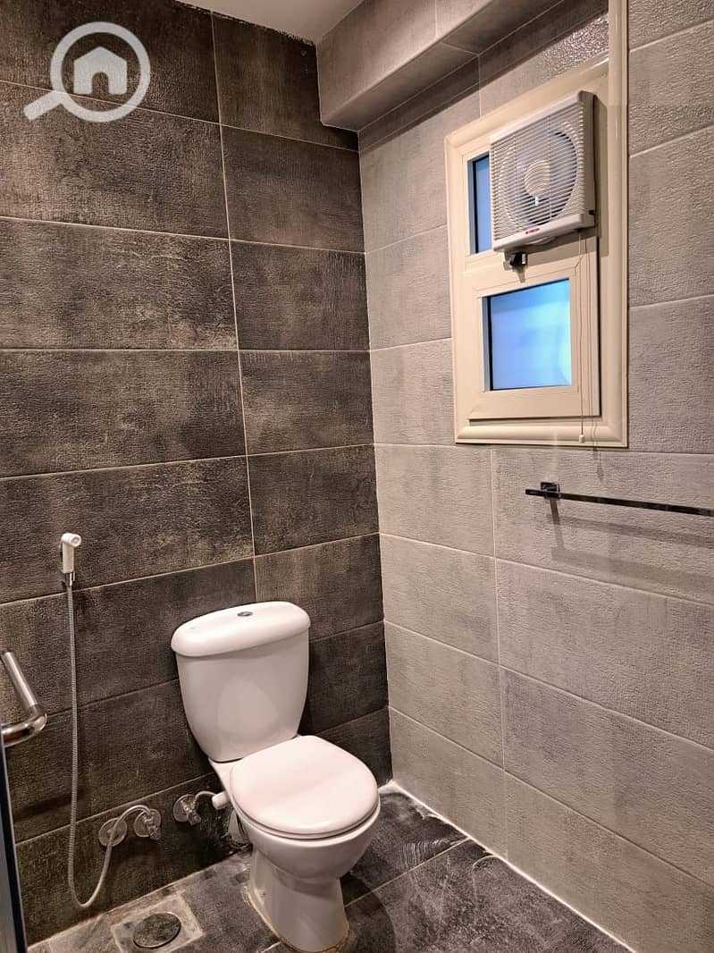 8 WhatsApp Image 2025-11-26 at 11.19. 00 PM. jpeg