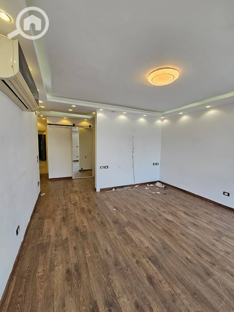 5 WhatsApp Image 2025-11-25 at 9.54. 27 PM (3). jpeg