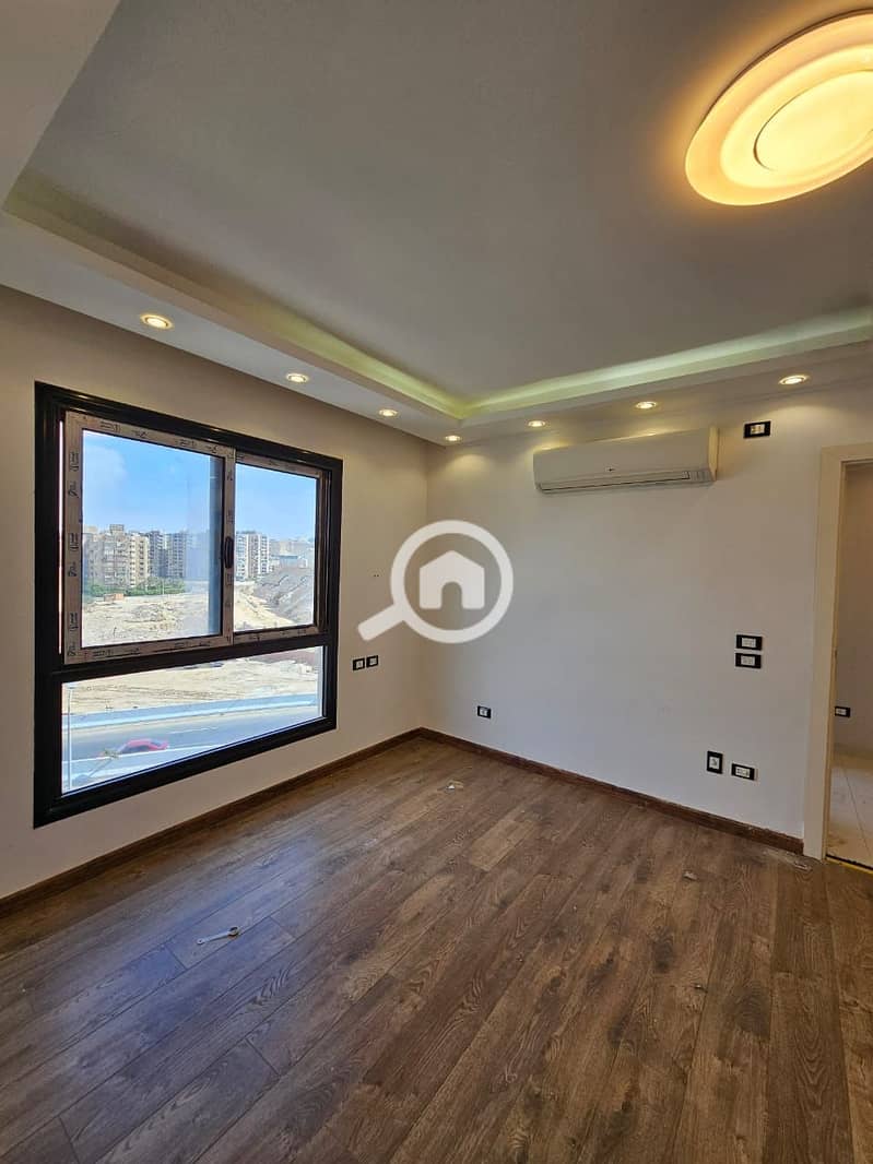 8 WhatsApp Image 2025-11-25 at 9.54. 26 PM (3). jpeg