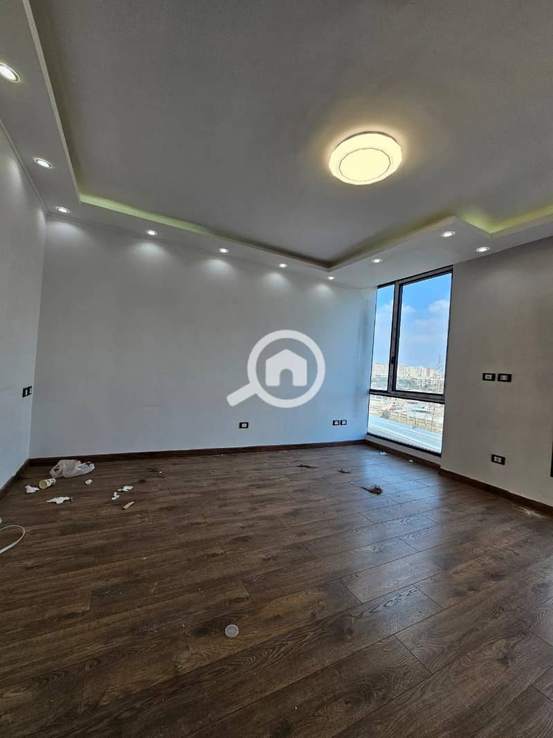 16 WhatsApp Image 2025-11-25 at 9.54. 23 PM (1). jpeg