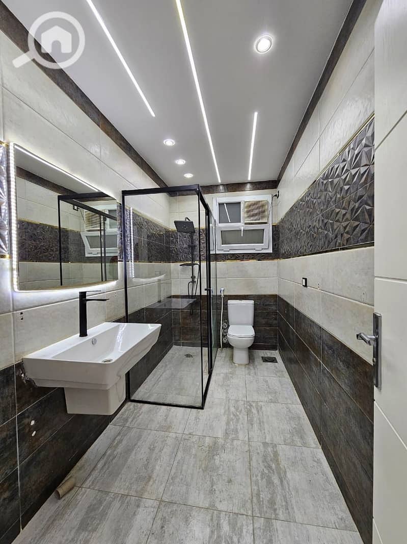 17 WhatsApp Image 2025-11-25 at 9.54. 23 PM. jpeg