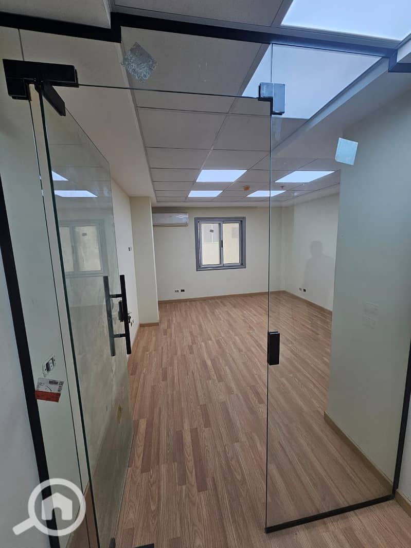 4 WhatsApp Image 2025-11-25 at 8.11. 19 PM (2). jpeg