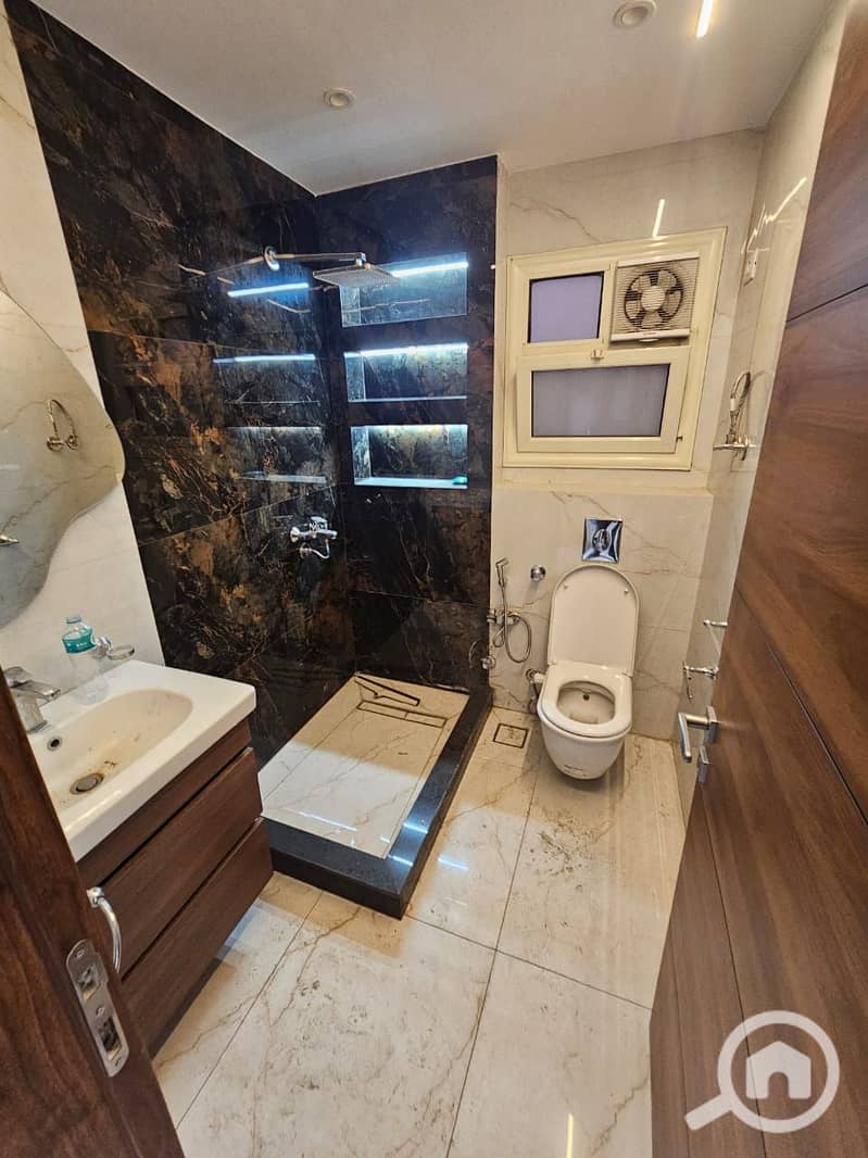 7 WhatsApp Image 2025-11-25 at 4.39. 48 PM. jpeg