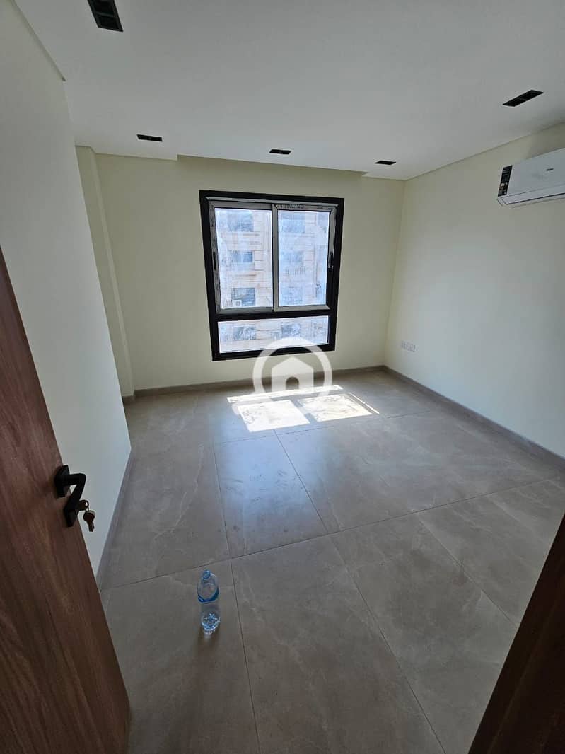 9 WhatsApp Image 2025-11-17 at 12.50. 51 AM (2). jpeg