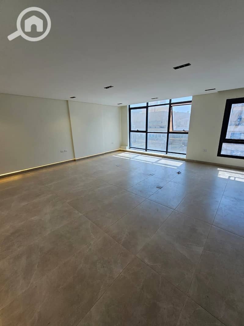 11 WhatsApp Image 2025-11-17 at 12.50. 51 AM. jpeg