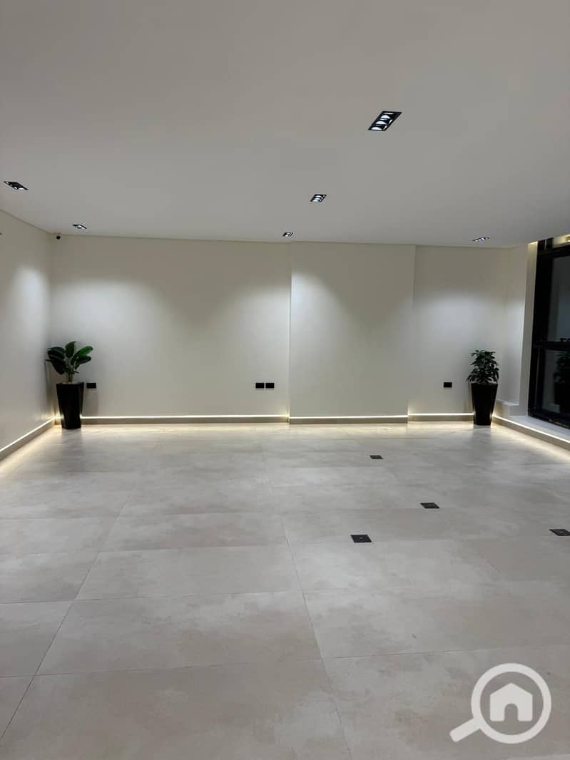 18 WhatsApp Image 2025-11-06 at 10.52. 06 PM (1). jpeg