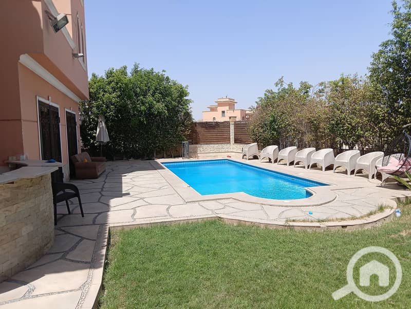 6 540937918_10161380351616437_4980344756224810628_n. jpg