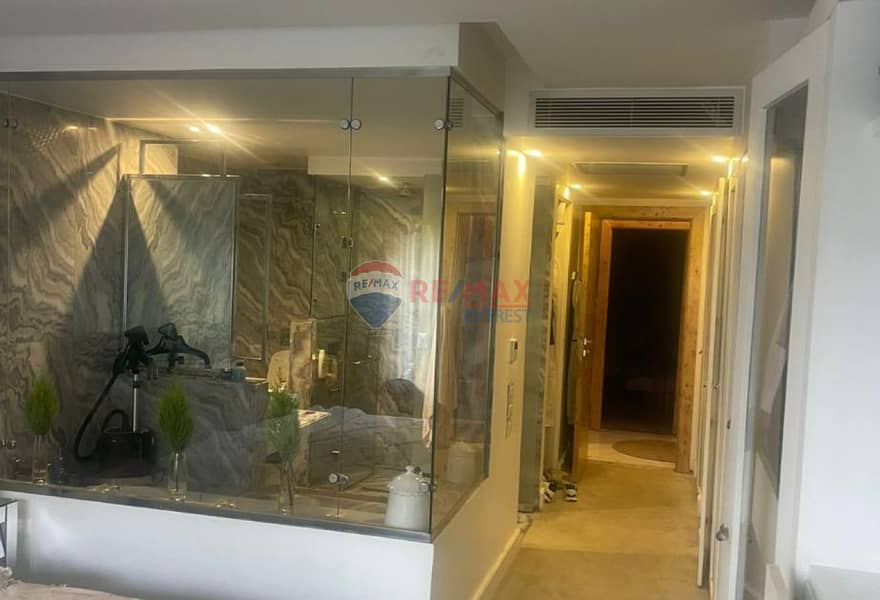 7 18f4585a-3b82-4dea-b14b-c0a2e4007f8b. jpg