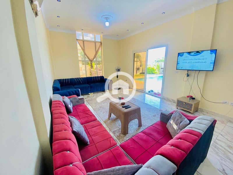 19 12a667f0-1bfd-48c8-b3df-d11b3e225856. jpg