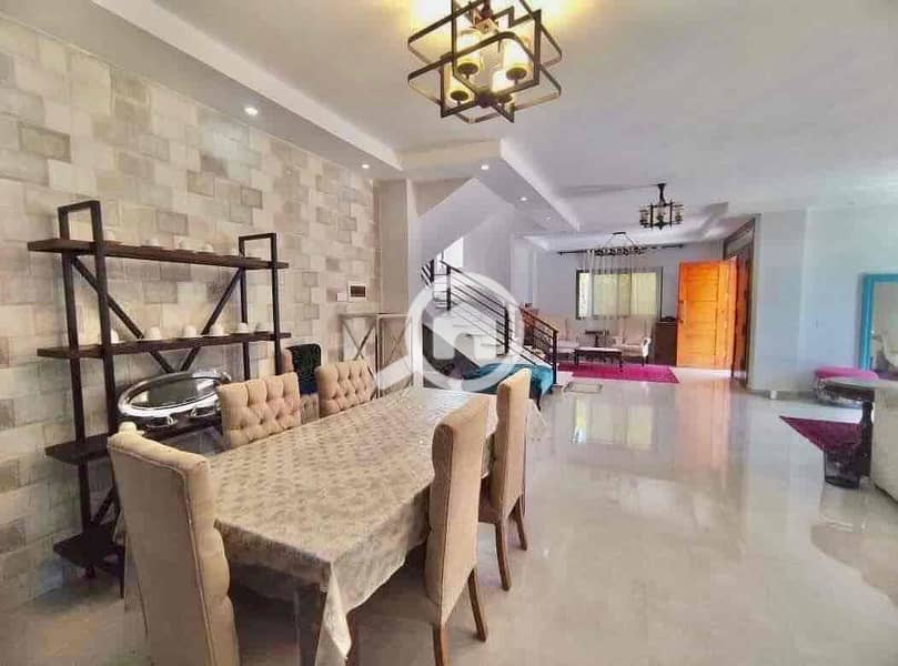 5 c5d3ca33-2cb1-422d-bd8a-e2480c3e3521. jpg