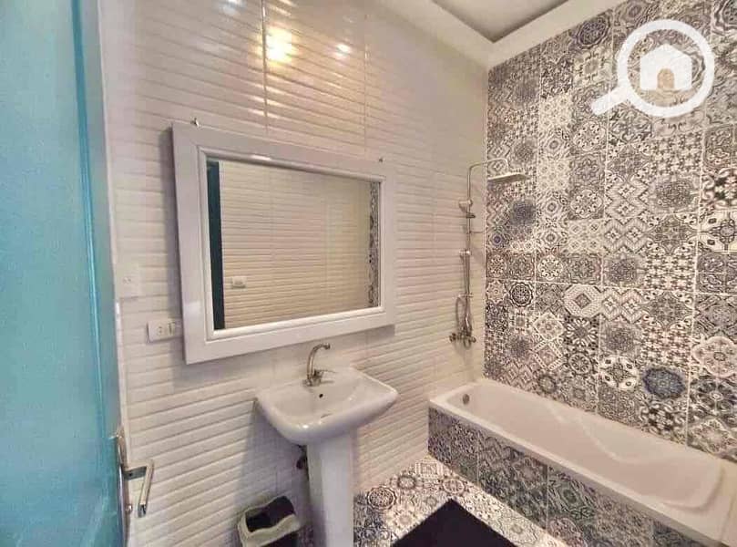 16 7e732c61-0bfd-4fd7-91fc-0ab10e3b7e8f. jpg