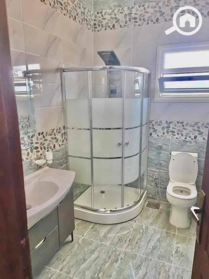 25 442485ee-1623-408e-b987-48d2a9c8a685. jpg