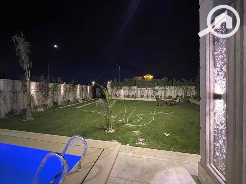 3 c27cfbd8-15da-49f8-be31-e90843156bea. jpg