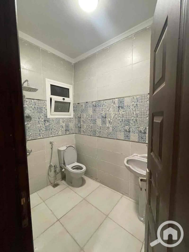 16 a58a6538-ff4f-410f-876b-4219e1b28a17. jpg