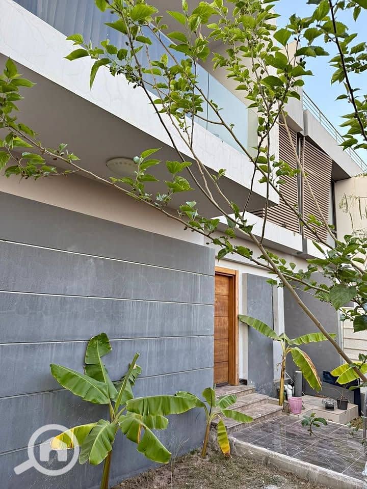 8 586875710_1816230412417357_7515068572095760358_n. jpg