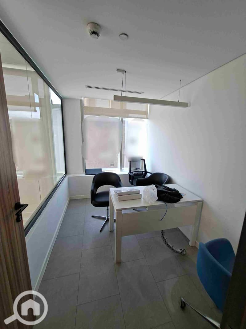 17 ٢٠٢٥١٠٢٧_١٣١٨٥١. jpg