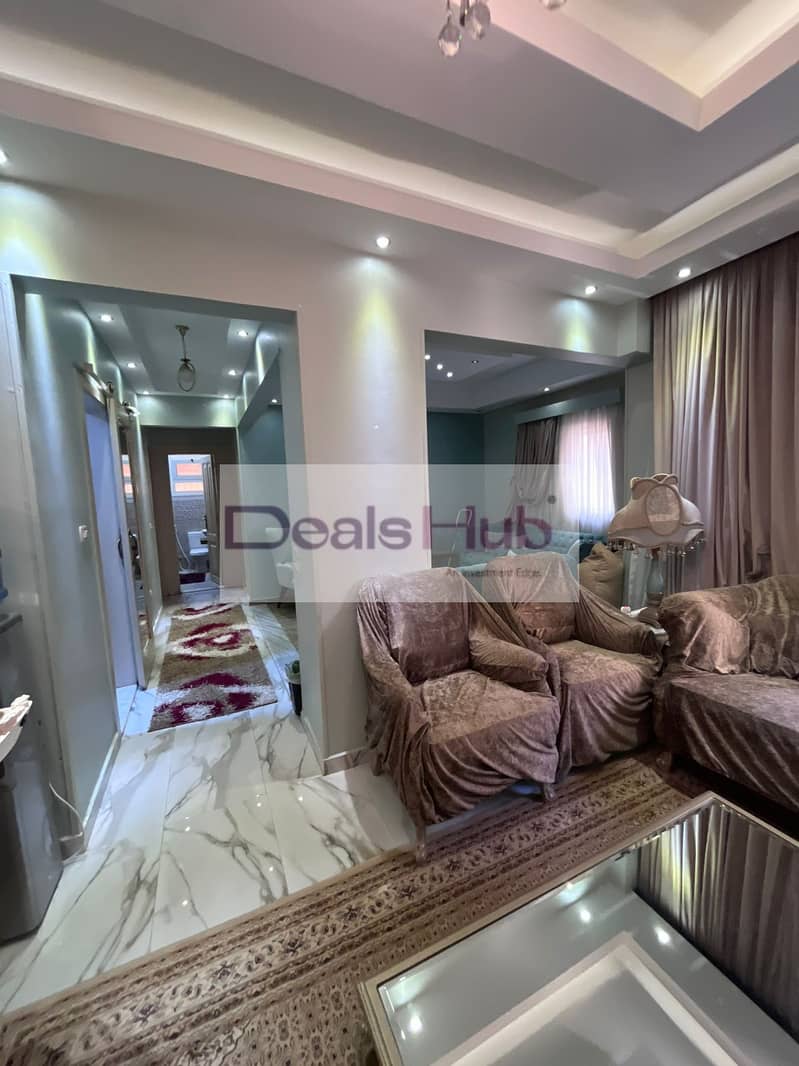 10 2f43862a-84d6-4510-bf63-b519358d22fa. jpg