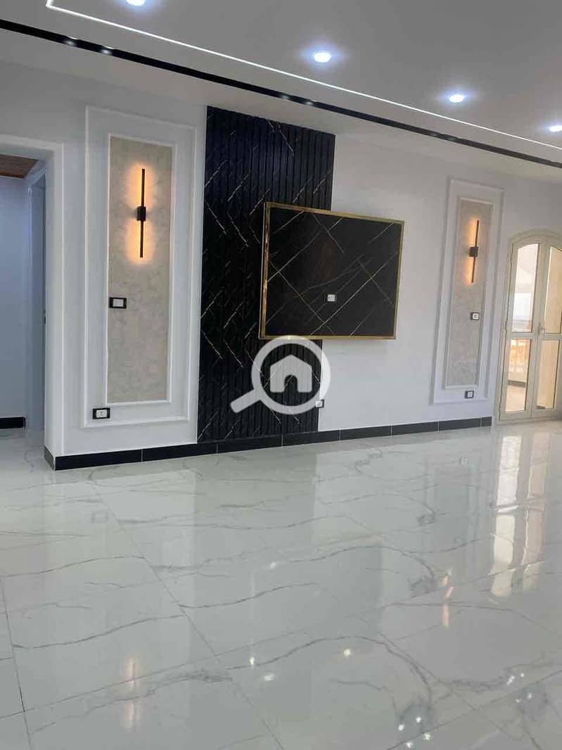 8 f1cd301b-bdb7-47e2-8c87-bed7a8cb53ac. jpg