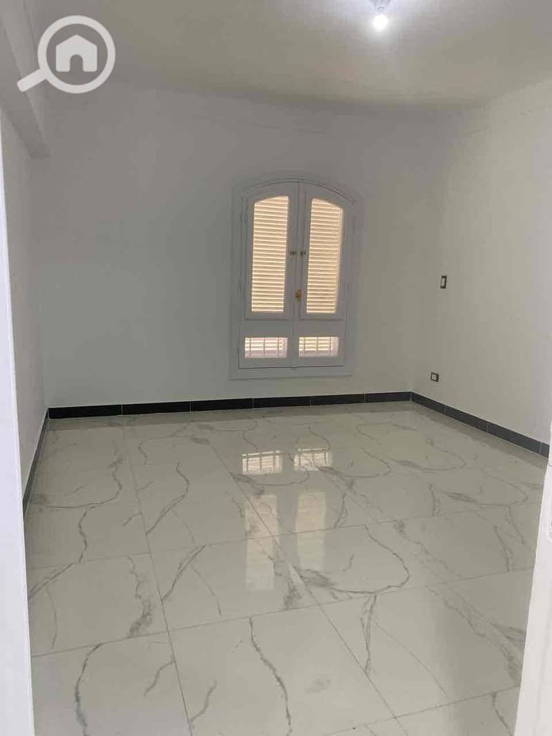 10 eedd5211-f511-4f78-bb37-13c7d3294bea. jpg