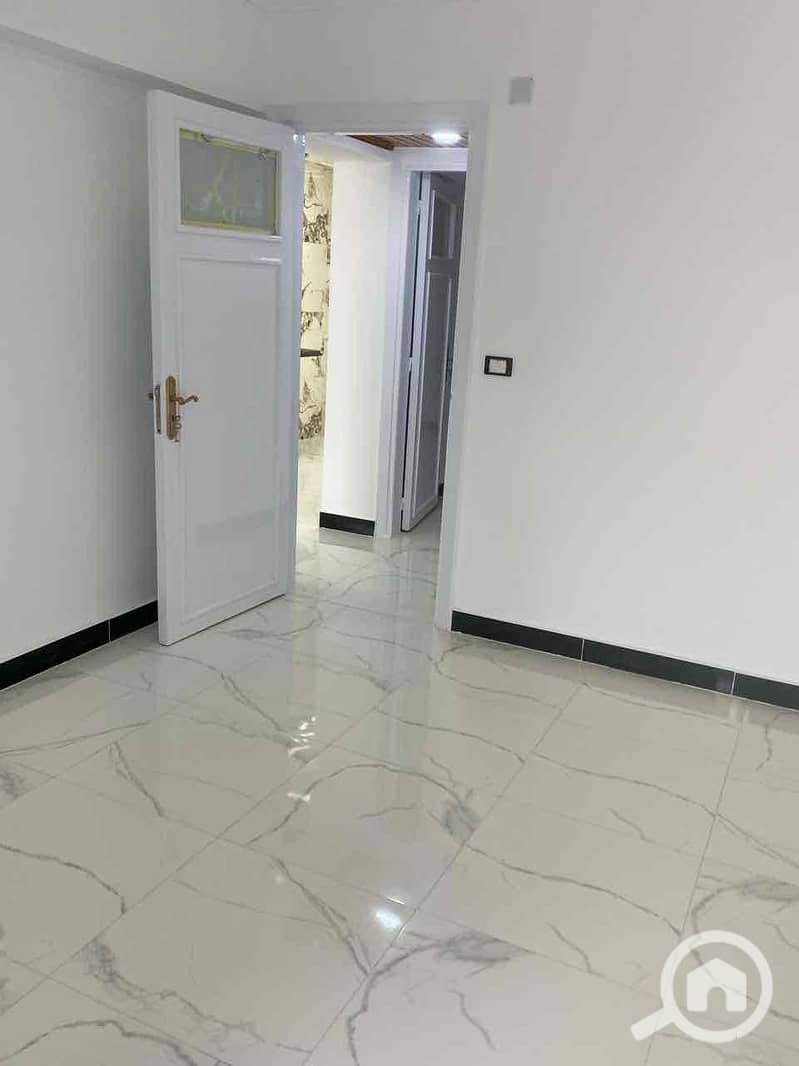 17 004e1077-f436-4c21-af4b-a82003576c37. jpg