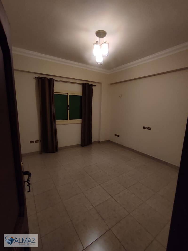 8 WhatsApp Image 2025-11-25 at 11.21. 09 AM (1). jpeg