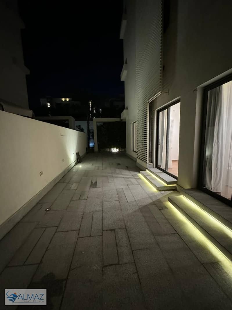 6 WhatsApp Image 2025-11-25 at 11.39. 37 AM (2). jpeg