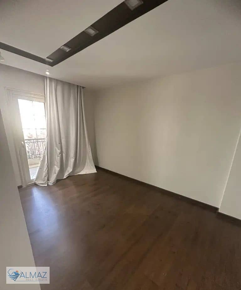 4 WhatsApp Image 2025-11-25 at 1.32. 27 PM. jpeg