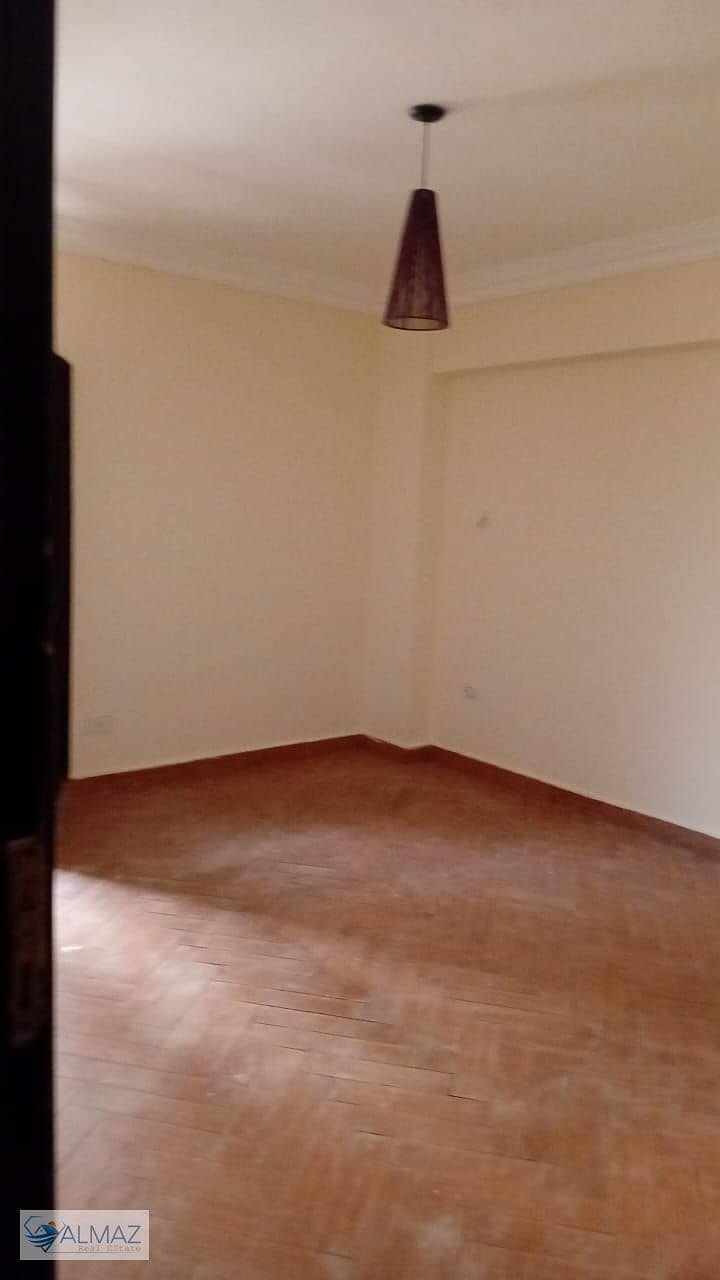 6 WhatsApp Image 2025-11-25 at 4.42. 15 PM. jpeg