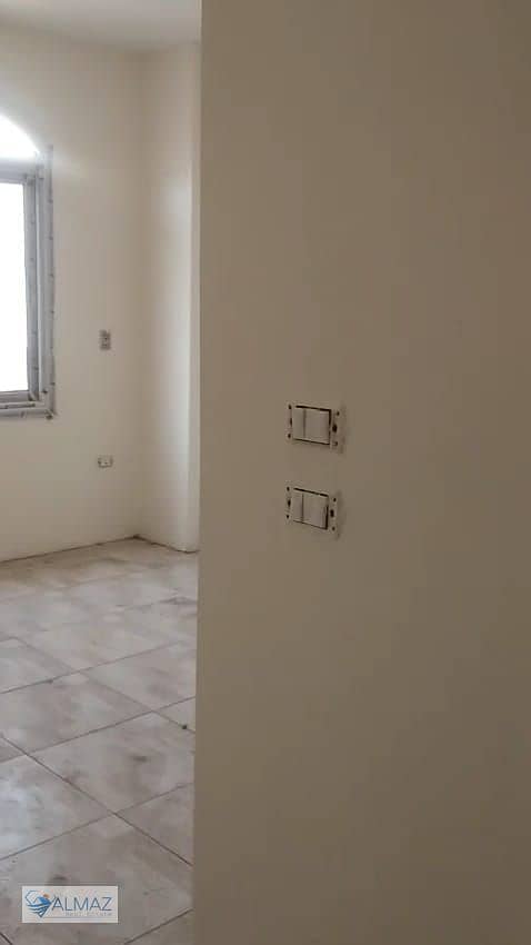 10 WhatsApp Image 2025-11-26 at 12.00. 39 PM (2). jpeg