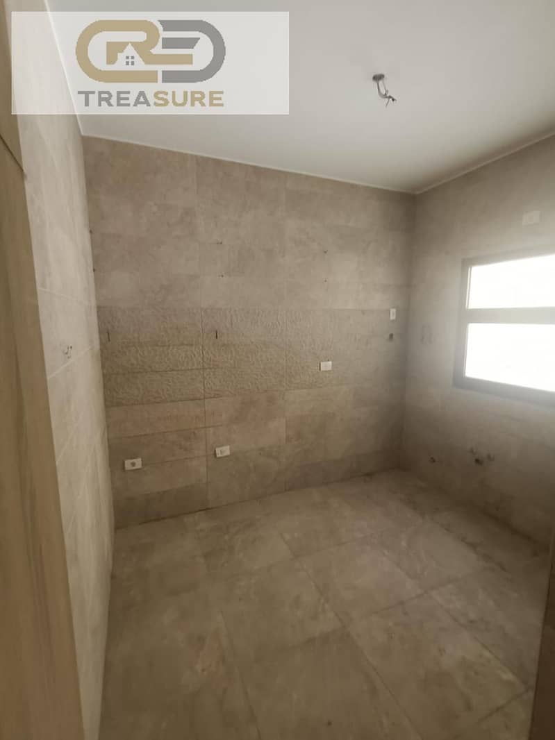 6 WhatsApp Image 2025-11-27 at 11.04. 11 AM (2). jpeg