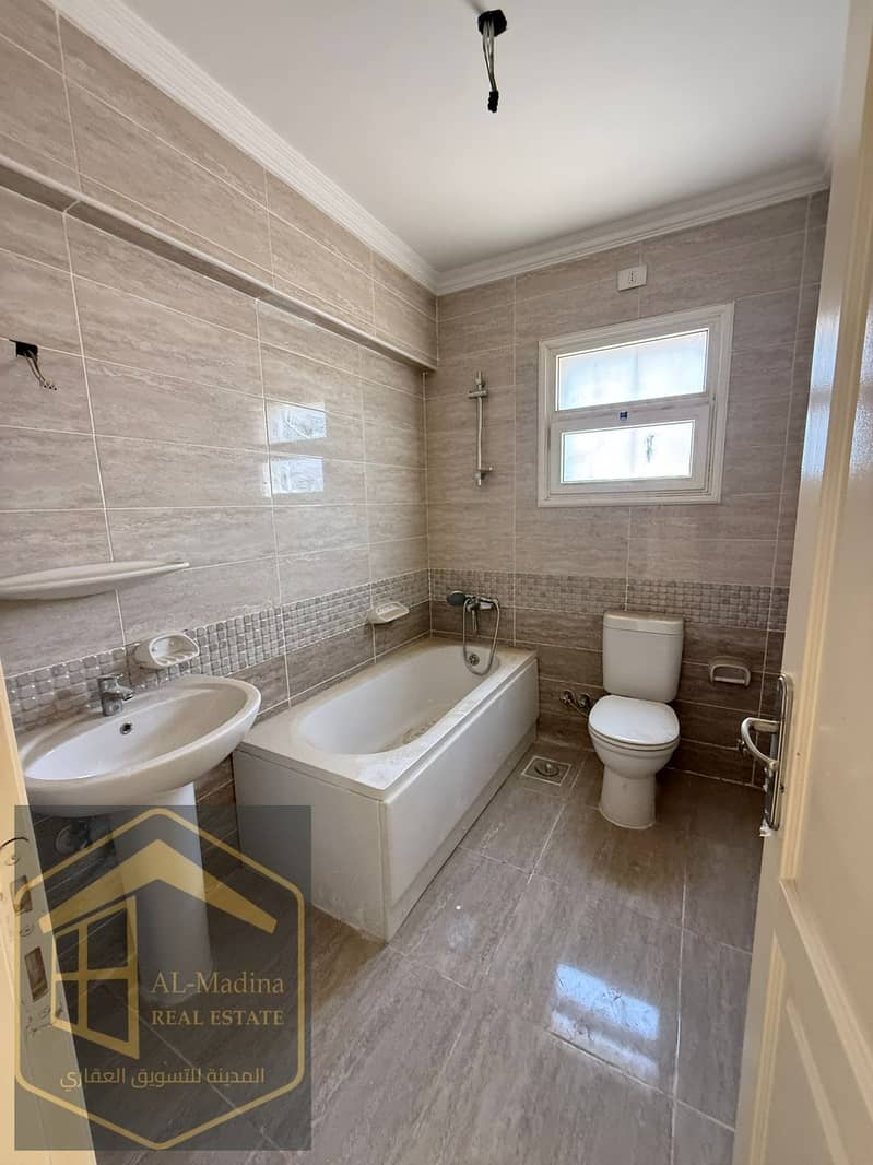 12 WhatsApp Image 2025-11-27 at 10.55. 47. jpeg