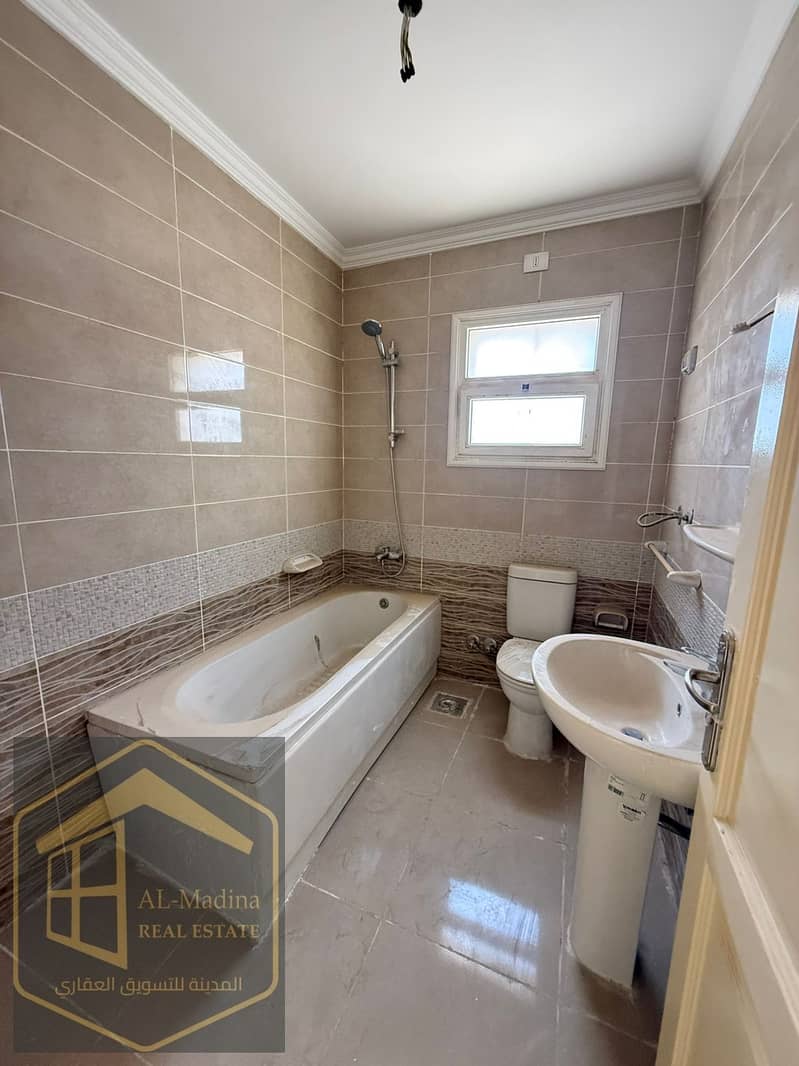 13 WhatsApp Image 2025-11-27 at 10.56. 17 (1). jpeg