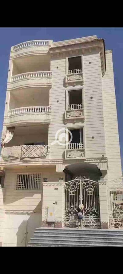 عقار سكني آخر 11 غرف نوم للبيع في 6 أكتوبر، الجيزة - IMG-20251127-WA0024. jpg