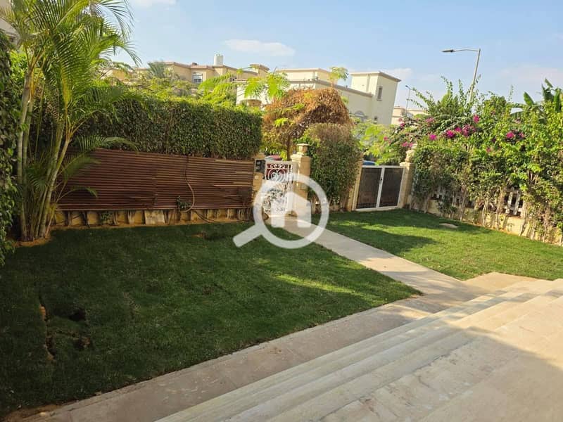 8 578093049_1473909178070987_9156297802442344405_n (1). jpg