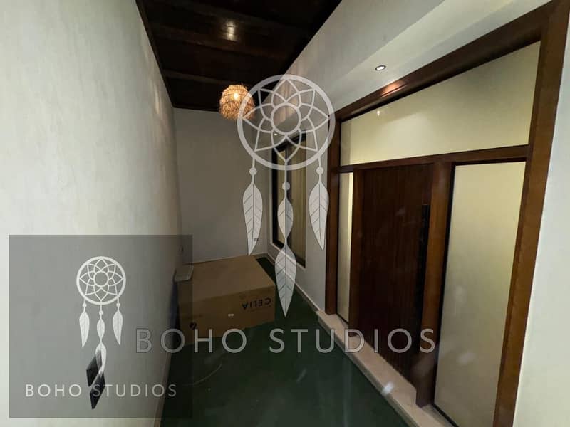 24 bcd7e131-e905-4da3-981f-a718862d2606. jpg