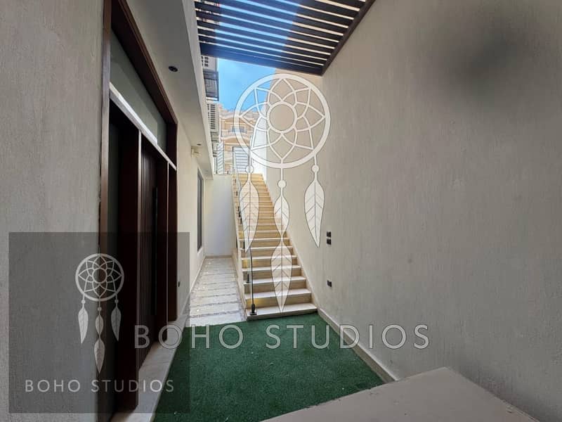 42 fbf6436c-78a2-472e-96fa-bb7d89a067de. jpg