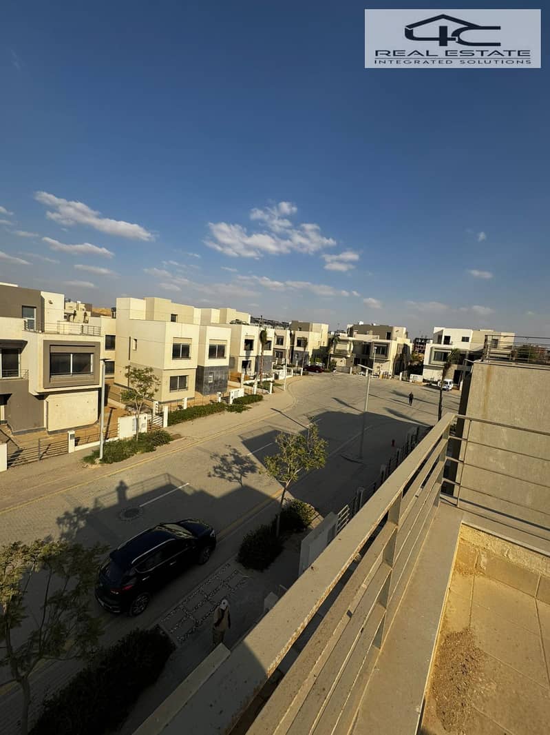 12 WhatsApp Image 2025-11-21 at 4.02. 18 AM (3). jpeg