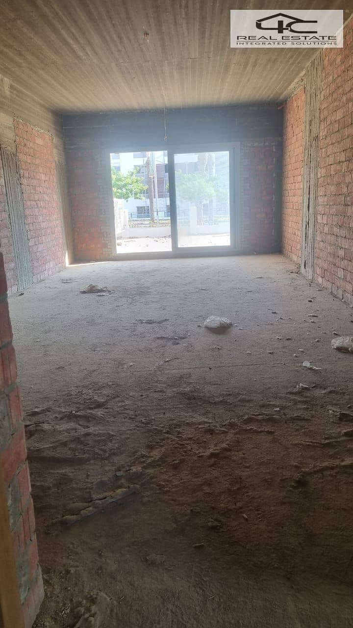 4 WhatsApp Image 2025-11-26 at 7.58. 24 PM (2). jpeg