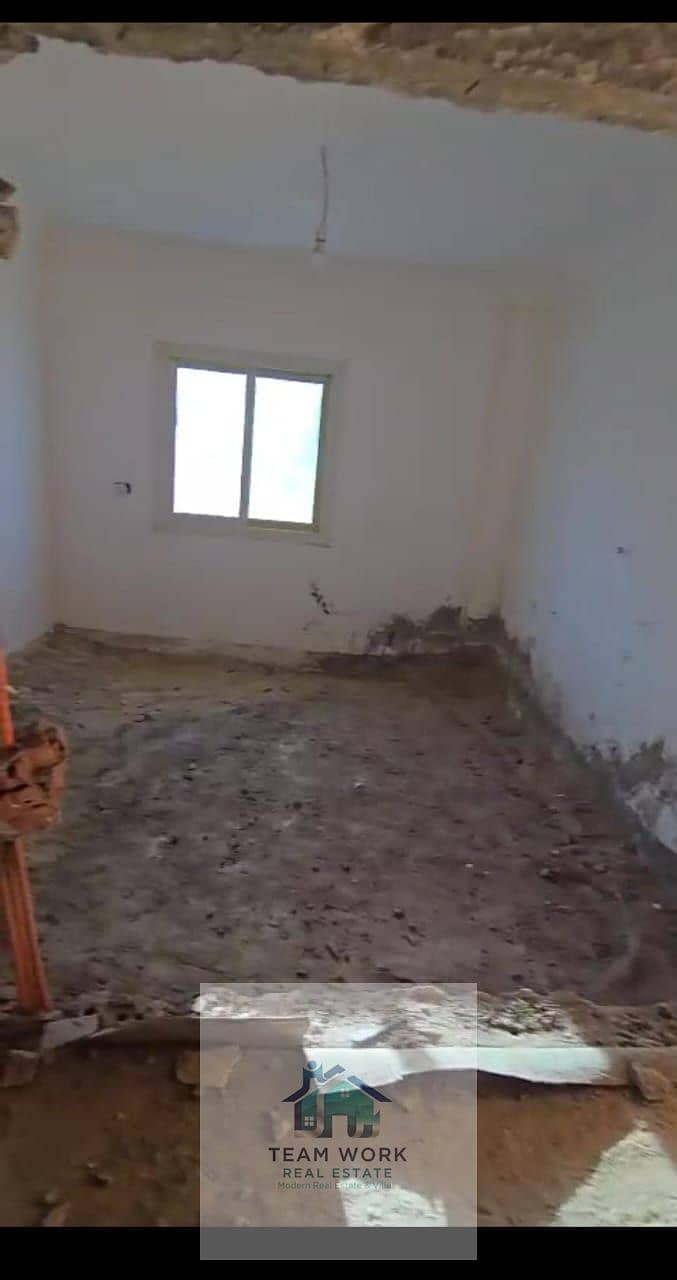 5 2da0fefe-2349-438a-8e3e-cae67e2ca9cd. jpg