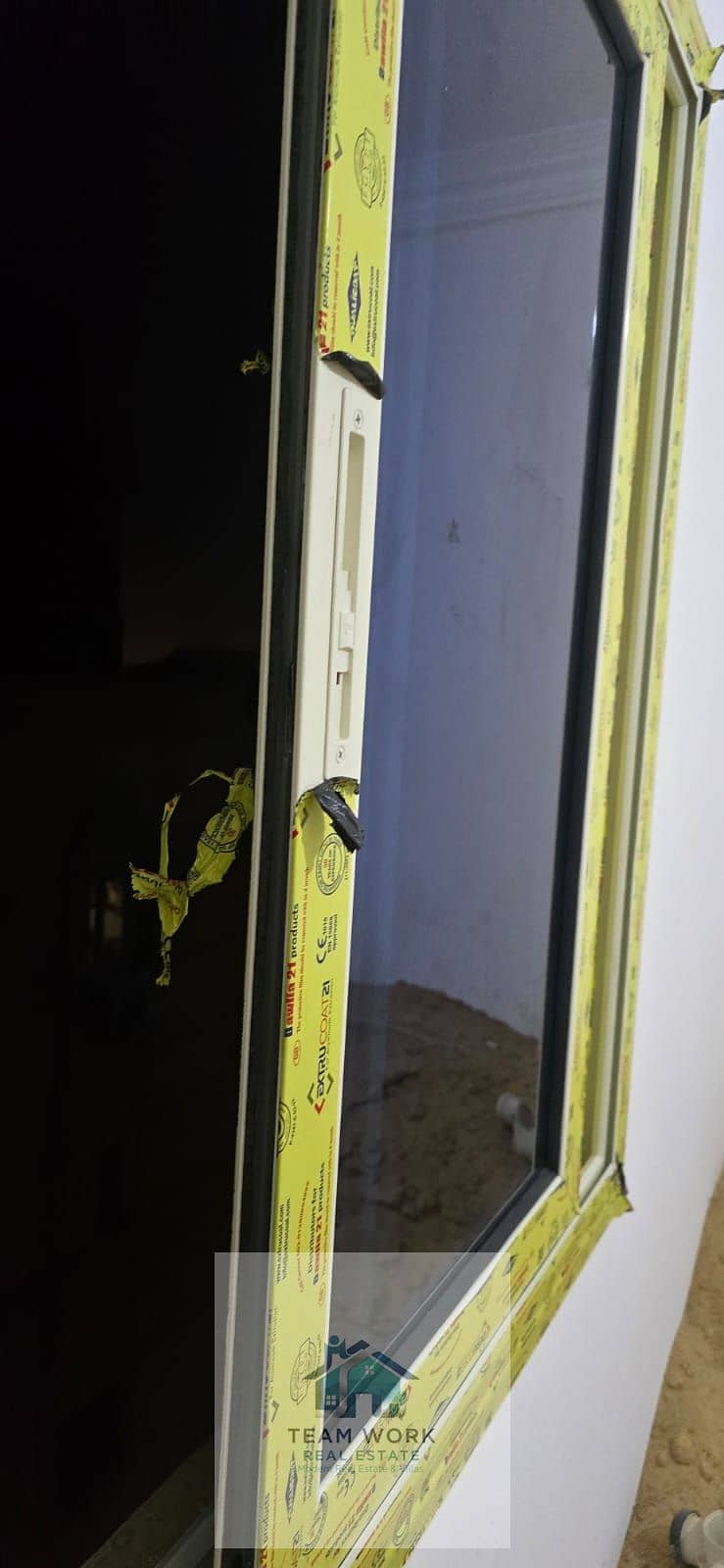 11 05c08c84-7463-467e-89ab-6c7fc8d4f881. jpg