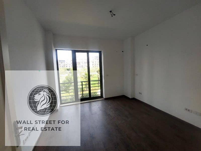 8 456272719_3618337161762088_4198838801786705470_n. jpg