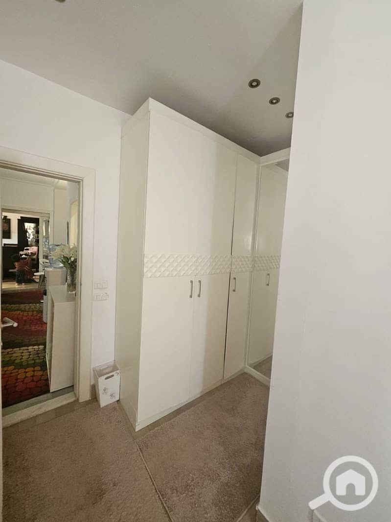 3 27561989-37fe-4665-9b4b-25405077688d. jpeg