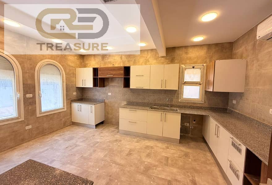 3 7e6ef926-8882-4b8a-befe-9db75668c4a2. jpg