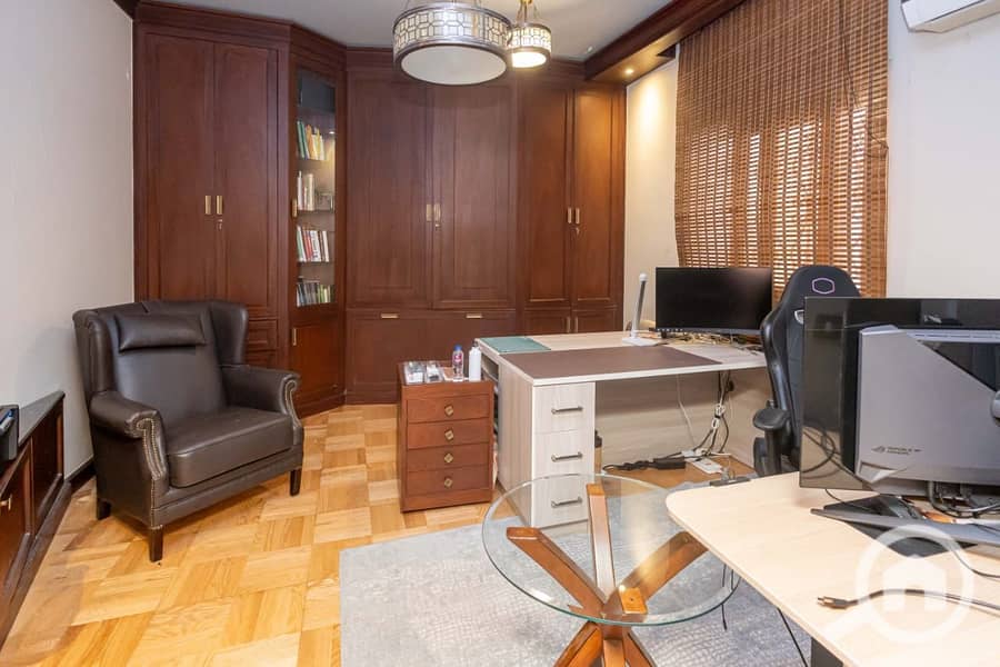 2 0f71b1ca-cfcf-47e4-b934-431b329bc0f1. jpg