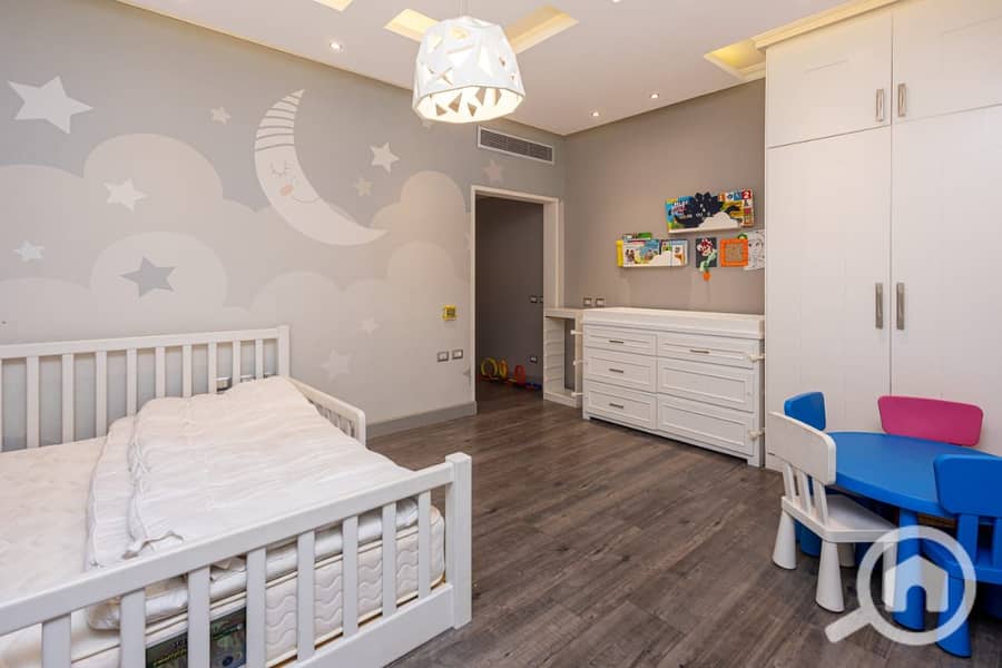 24 722aec58-6773-4aff-b9dd-668d8c2324ab. jpg