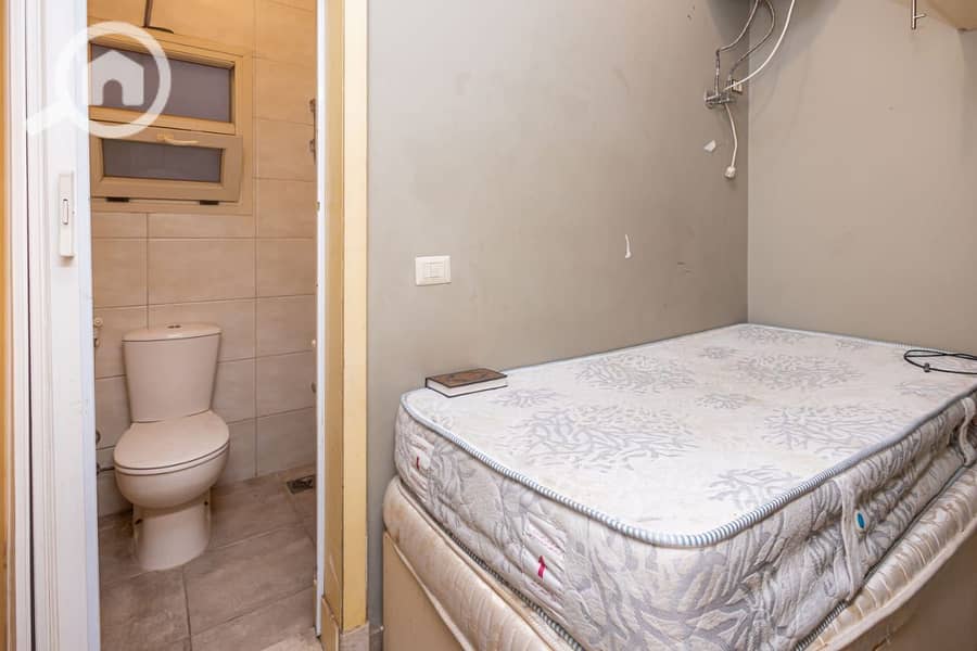 25 51031f82-c4b4-44c1-a077-2ae3af943565. jpg