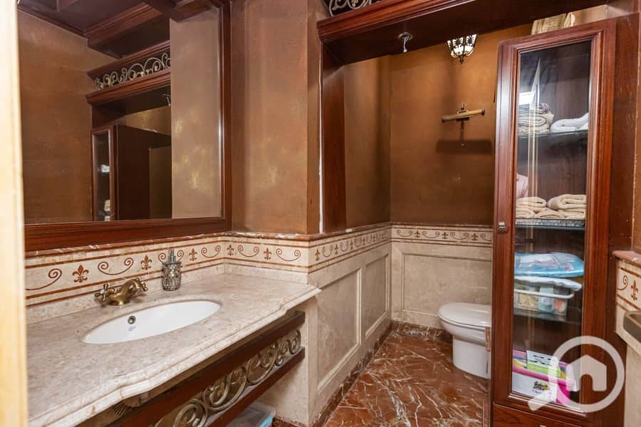 31 a6a9706d-eaec-4947-ad0d-6c645a525615. jpg