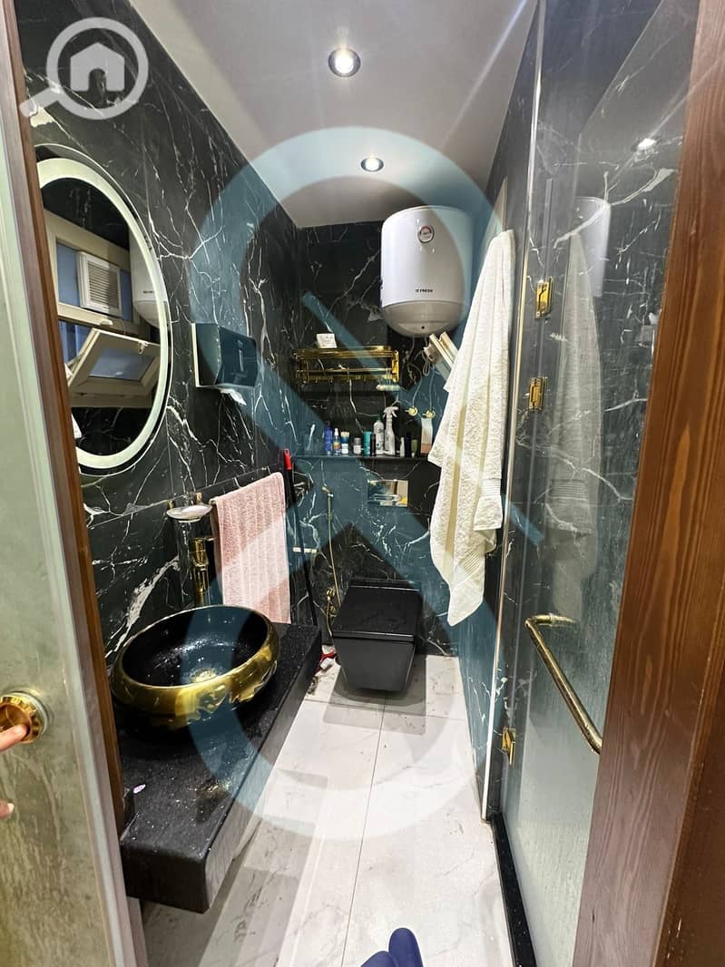 13 PHOTO-2025-11-27-11-53-25 2. jpeg